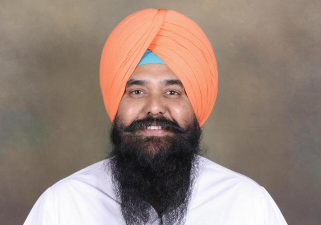 Ravneet Bittu should stop shedding Crocodile Tears