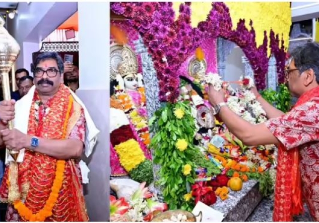 Chief Minister Hemant Soren offers prayers at Tapovan temple