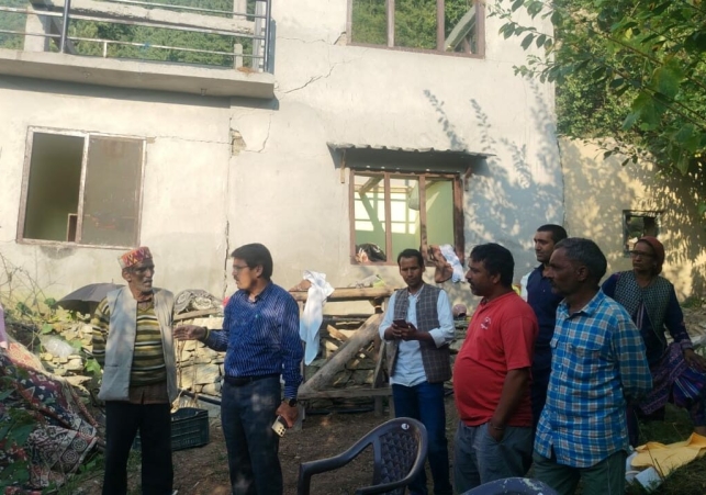 कुल्लू जिला के लिए विशेष आपदा राहत पैकेज जारी करे सरकार: विधायक सुरेंद्र शौरी