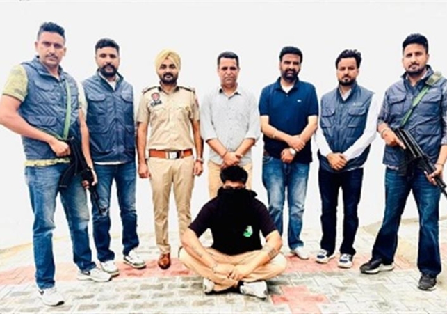 Gangster Goldy Brar's associate arrested with five pistols
