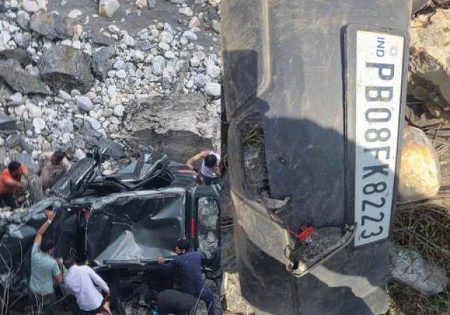 Horrific accident in Manikaran Valley