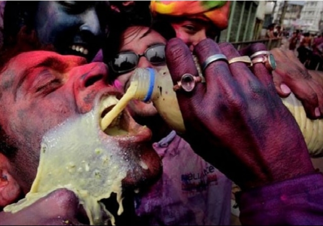On this Holi 2023 avoid these things after drink bhang 
