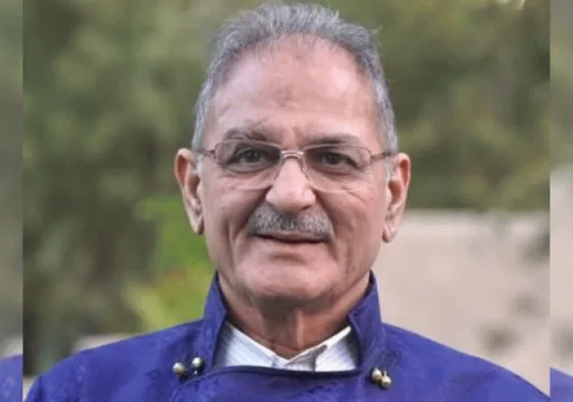 Kavinder Gupta takes oath as the 30th Governor