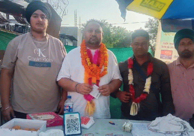 Farmer luck shines while out for Chhole-Bhature