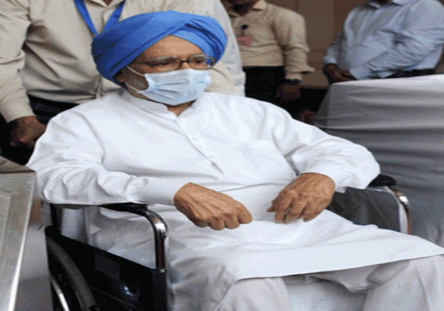 Why did former PM Manmohan Singh become a fan of Modi government