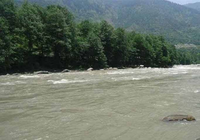 Himachal: Water level of rivers dropped even in monsoon, see what was the effect till Punjab-Haryana-Rajasthan