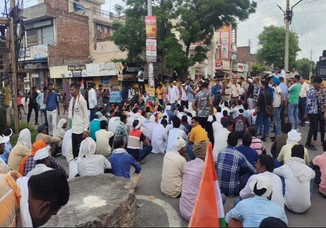 Protest of Computer Lab attendent worker