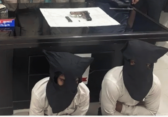 Reign of Terror by Armed Youths on Moving Train
