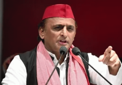 "Two stools dont make a chair": Akhilesh Yadav launches