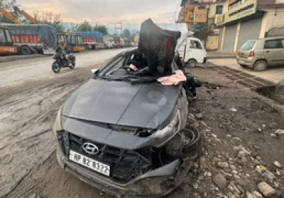 Mandi road accident: Speeding car collides with hydra
