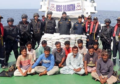 BSF Apprehended Pak Fishermen