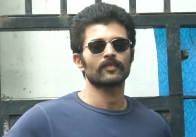 Vijay Deverakonda Car Accident