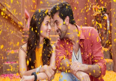 Alia-Ranbir Wedding: ये फेमस मेकअप आर्टिस्ट करेगा आलिया भट्ट का मेकअप? 