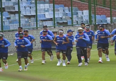 रिषभ पंत की कप्तानी में संघर्ष कर रही है टीम इंडिया