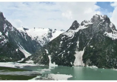 Threat of a Deluge Looms Over the Himalayas