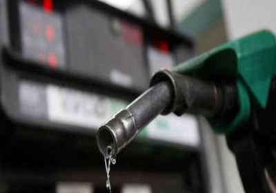 क्या पेट्रोल और डीजल की कीमतें करीब 25 रुपये तक बढ़ जाएँगी