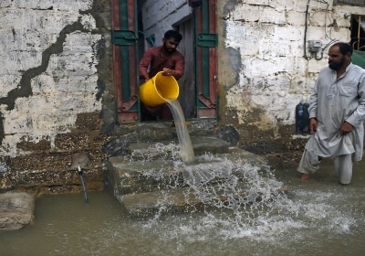 Heavy Rains In Pakistan: भारी बारिश से बेहाल हुआ पाकिस्तान