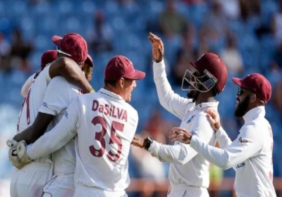वेस्टइंडीज ने तीसरे और अं​तिम टेस्ट में इंग्लैंड को 10 विकेट से पीटा
