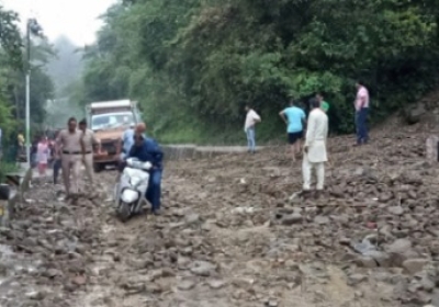 Artificial Lake Near Mandi Bridge Raises Flood Alarm