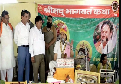 Colors Rained down for Seven days at the Ujjain Discourse
