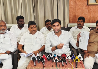 Jagan targets Chandrababu for cancelling house leases