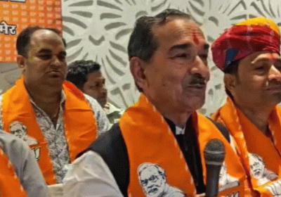 Political battle over Narendra Modi