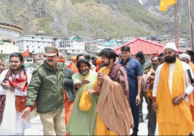 Dhirendra Krishna Shastri Arrives at Badrinath Dham