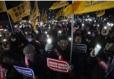 doctors start resigning in South Korea