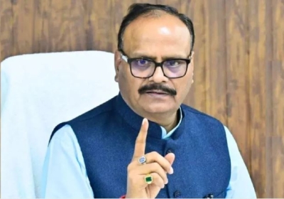 Deputy CM Brijesh Pathak Dismissed Four Doctors