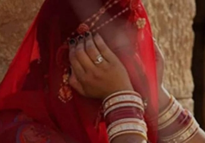 Bridegroom Ran Away With His Girlfriend