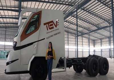 India first electric truck gets manufacture in Gujarat City.