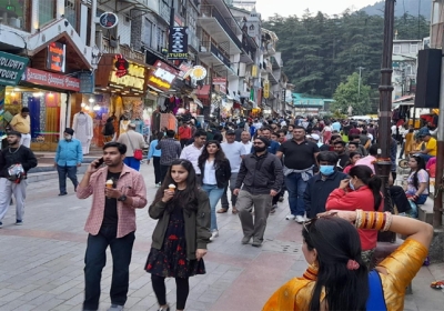 number of tourists in himachal has increased by more than three times