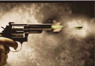 Non banking company manager shot in the leg at Gopalganj 