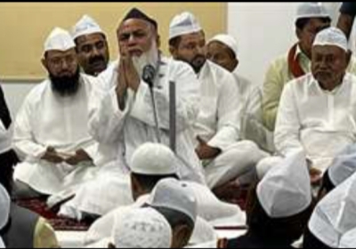 Nitish Kumar hosts Iftar Party in Patna 
