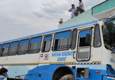 Bus rammed into house while saving scooter rider, one killed