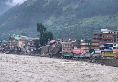 Due to Heavy Rainfall in Himachal, life was completely disrupted, so far 80 died, people were airlifted from Chandratal; High alert in these districts.