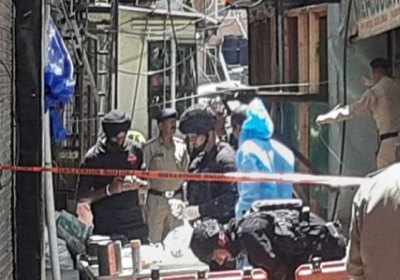 The NSG team reached Shimla on Sunday morning to investigate the blast at Himachali Rasoi restaurant in Middle Bazar, the team collected evidence from the spot.