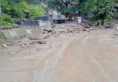 Cloud burst in the upper part of village Panchayat Chanhauta of Holi Valley of Chamba district in the morning, shops and houses were washed away.