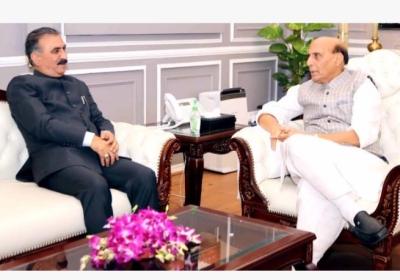Chief Minister Sukhwinder Singh Sukhu met Union Defense Minister Rajnath Singh in New Delhi on Thursday; Requested to make an airstrip in Spiti's Rangrik.