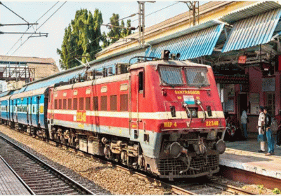 IRCTC Confirm Tatkal Ticket Booking Trick Sleeper Class Indian Railways 