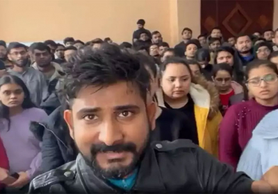 Indians Students stranded in Ukraine Video