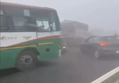 20 vehicles collided with each other on Lucknow-Delhi highway due to fog
