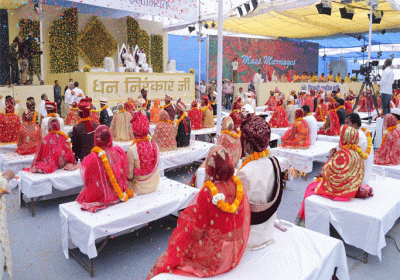 Mass marriage organized in the holy company of Nirankari Satguru