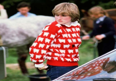 Princess Diana sweater sold in auction for more than one million dollars 
