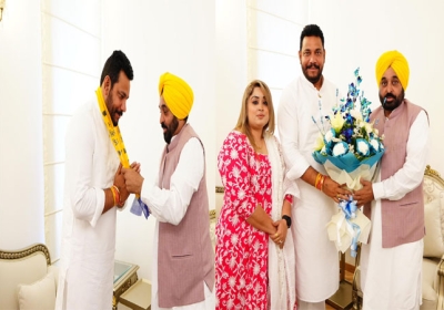 Punjab Robin Sampla Joins AAP