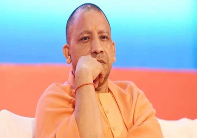 RSS Supported Yogi Adityanath Slogan Batenge To Katenge Video News
