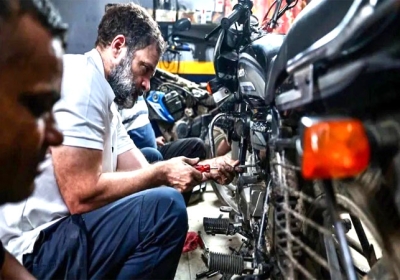  Rahul Gandhi Bike Mechanic Photos Viral