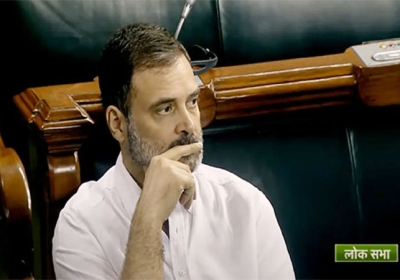 Rahul Gandhi Flying Kiss in Lok Sabha