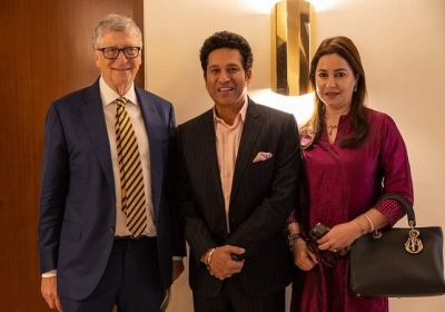 Sachin Tendulkar Met Bill Gates In Mumbai Event Share Picture 