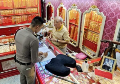 Chandigarh Jewellery Shop Robbed by Delivery Disguised Thieves in Minutes